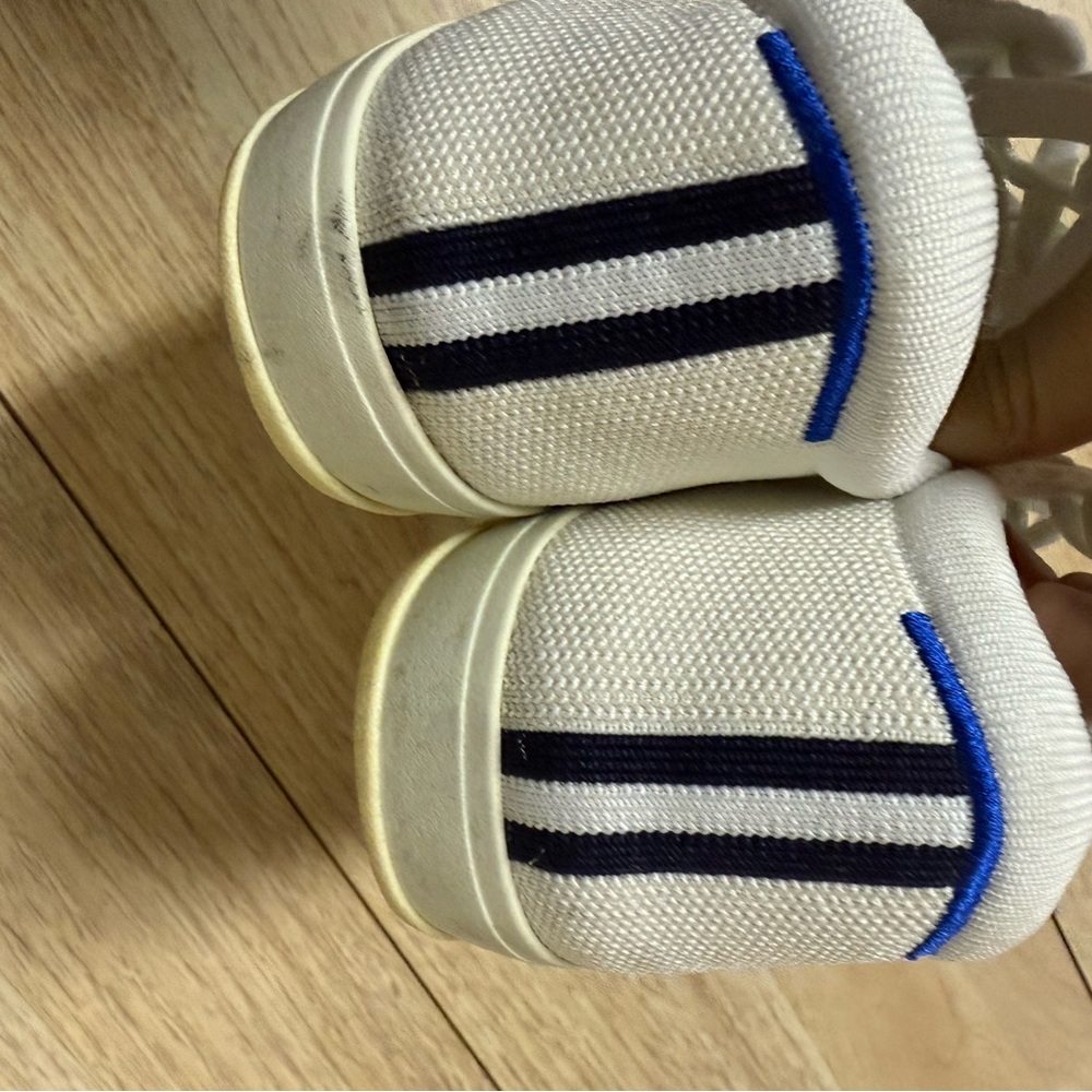 Rothy’s The Lace Up Sneaker - Picture 8 of 10